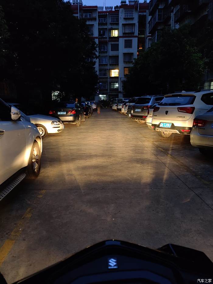 百元股数量达84只 ，较上一日增加3只