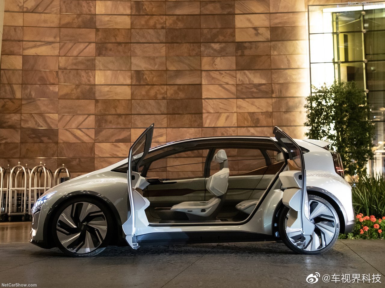 量子科技概念下跌3.09%，主力资金净流出61股