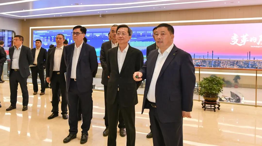 山东高速集团与山东发展投资控股集团签署战略合作协议